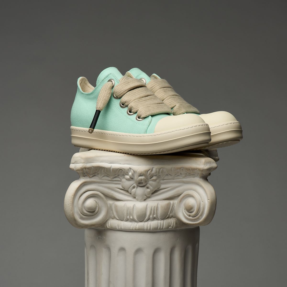 DUAA Salm 28 Light Blue