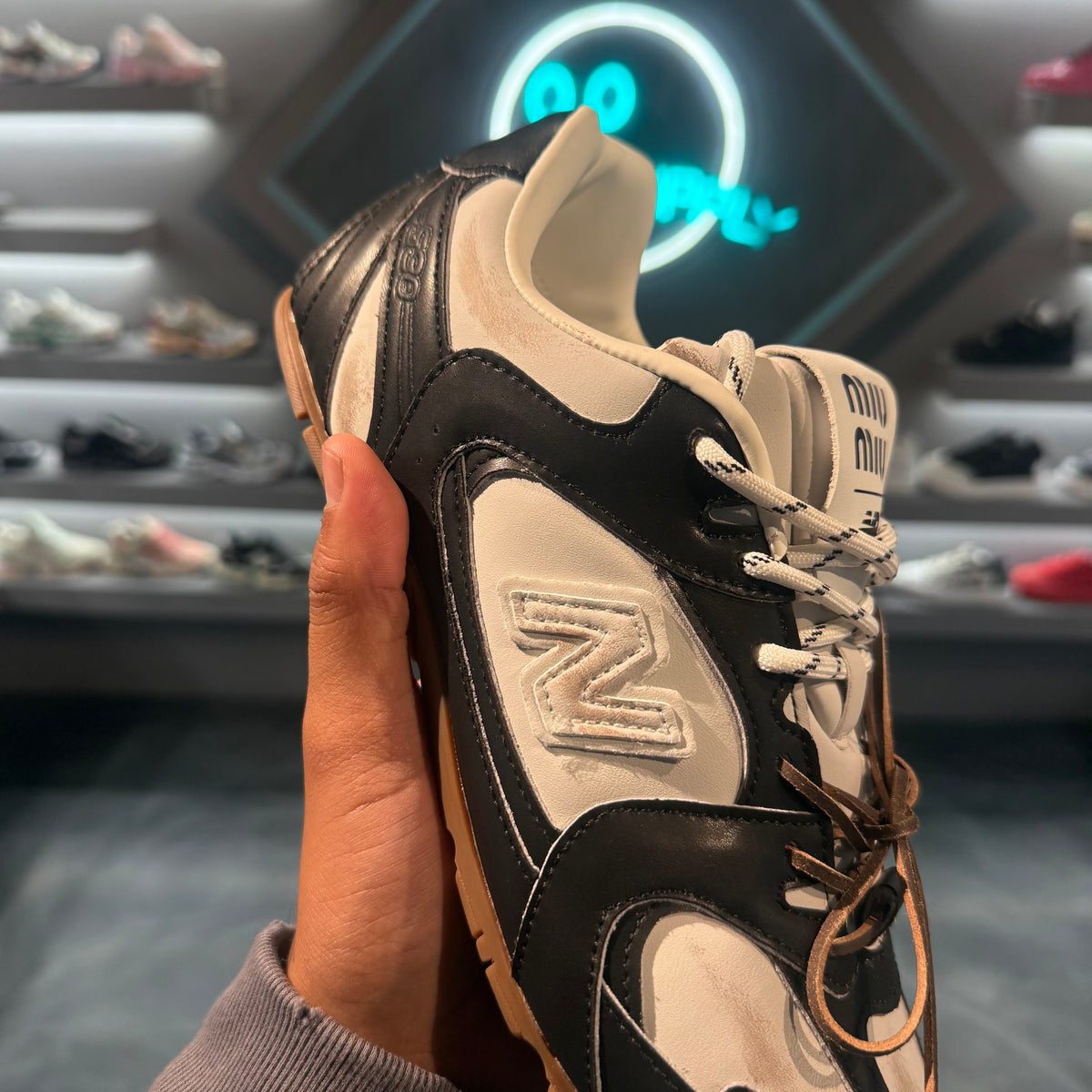 New Balance 530 Miu Miu black white