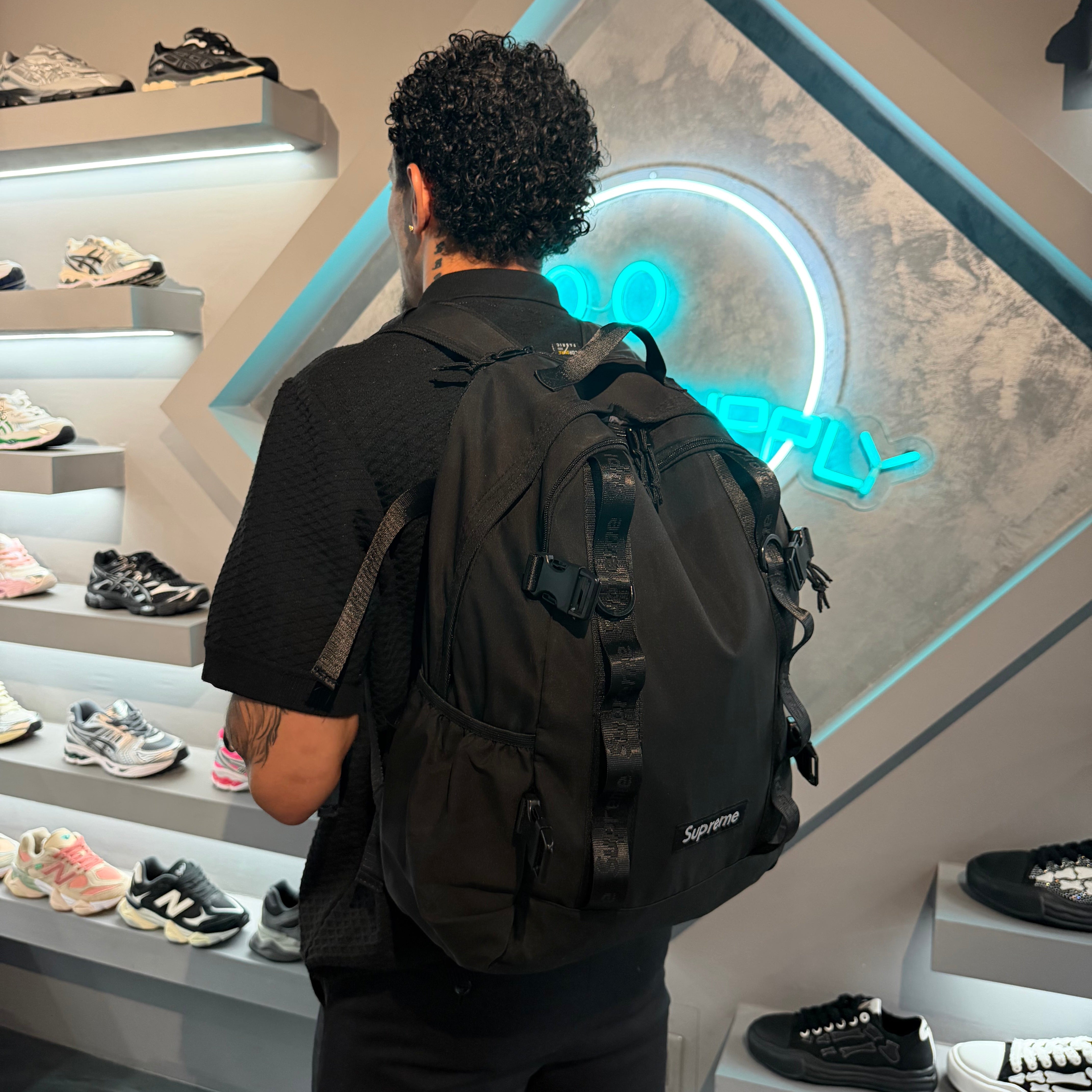 Supreme Backpack black 1 – Warezupply