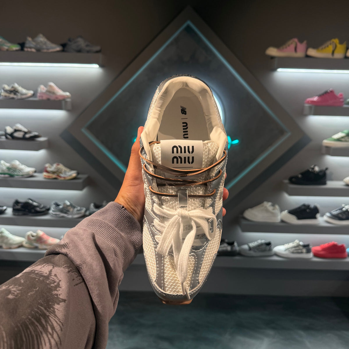New Balance 530 Miu Miu metallic silver