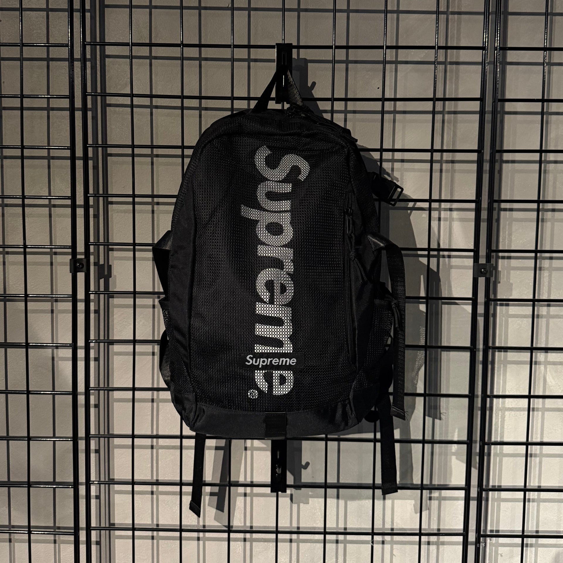 black leather supreme backpack 02/07/2026Coloris Supreme Guns Embroidered Leather Backpack
