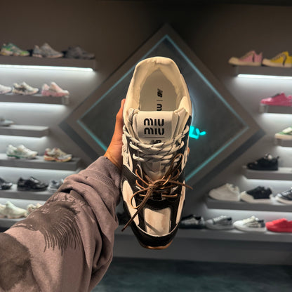 New Balance 530 Miu Miu black white