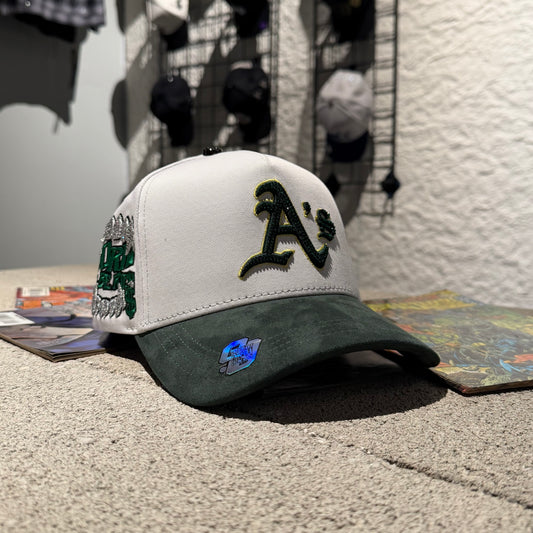 Capfans Cap - gorra blanca y verde con logo "A's" bordado