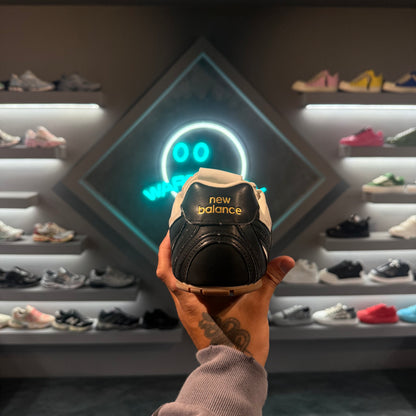 New Balance 530 Miu Miu black white
