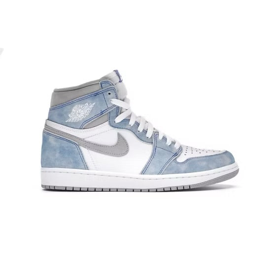 Jordan 1 Hyper Royale