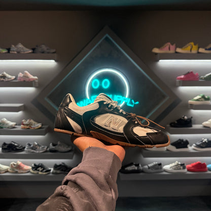 New Balance 530 Miu Miu black white